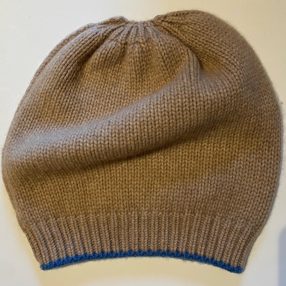 Cashmere winter hat